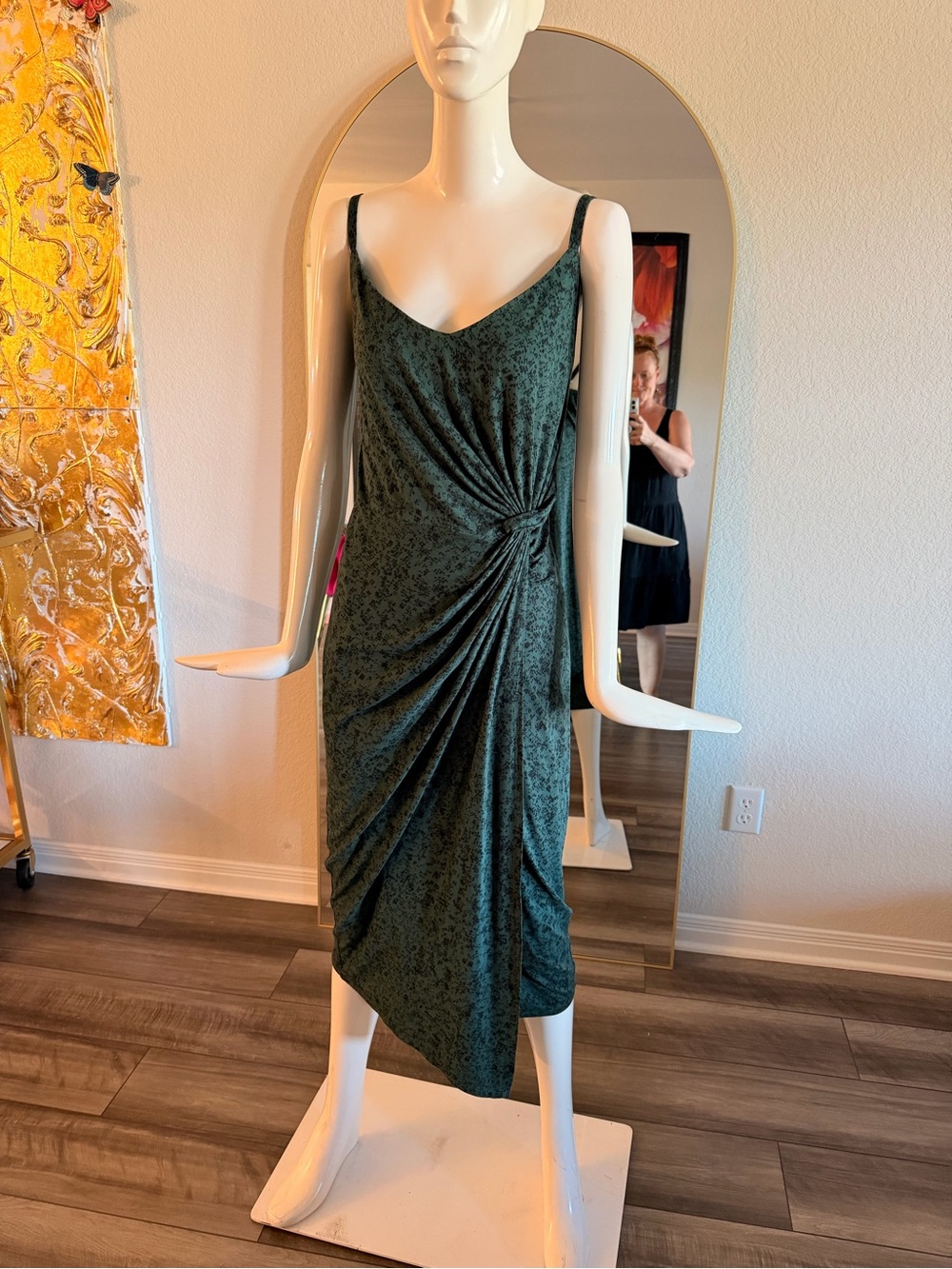 nine britton Vivienne Green pattered Twist-Detail Midi Dress